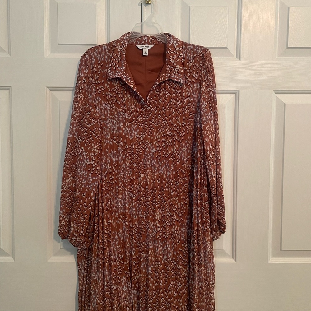 Brown and floral Nine West Pleated Long Sleeve Dress. Size Large. New w/ tags
